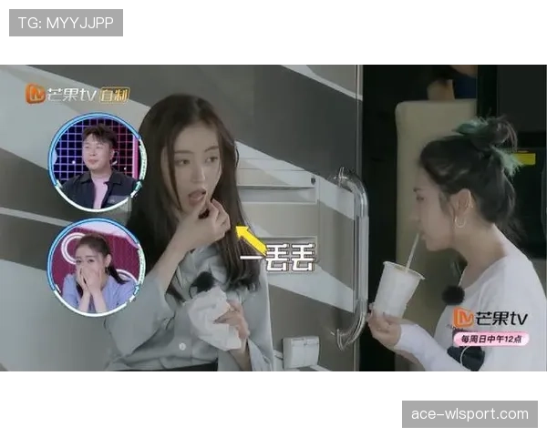 余依婷训练完随手啃个鸡腿,这自律和放纵的切换也太丝滑了吧 余依婷训练完随手啃个鸡腿,这自律和放纵的切换也太丝滑了吧